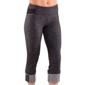 Rare lululemon Ride On Button Crop Legging Denim 4